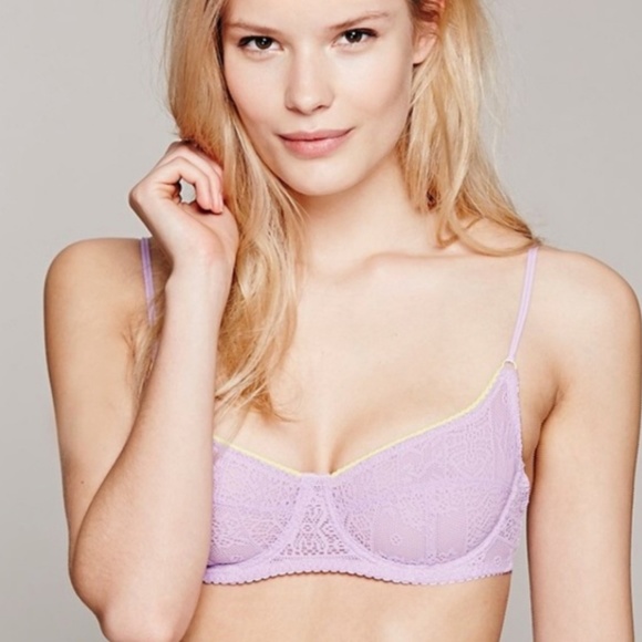 🍒NWOT🍒 FREE PEOPLE CHEEKY LACE BRA 32C - Picture 2 of 8